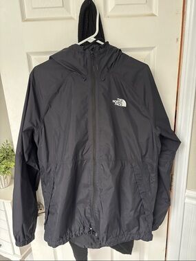 The North Face Black Full-Zip Hooded Windbreaker